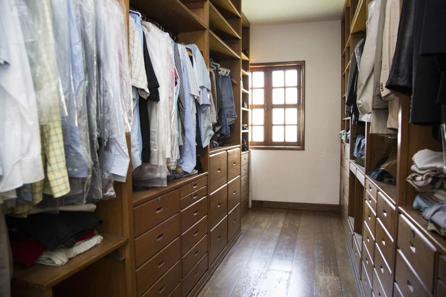 Closet - Quarto Master